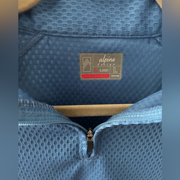 NWOT ALPINE DESIGN Blue Quarter-Zip Pullover w/Long Sleeves Waffle Knit Material - Picture 10 of 14